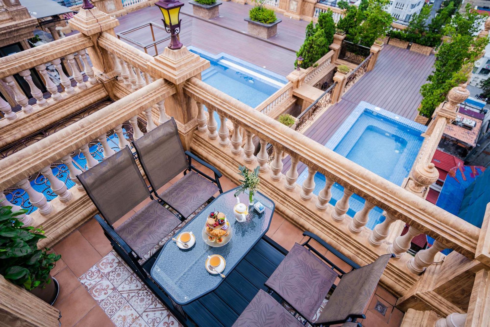 Anik Palace Hotel Phnom Penh Exterior foto
